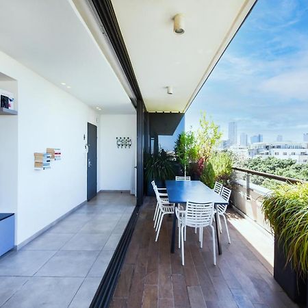 Out Of Time By Holyguest Apartment Tel Aviv Exterior photo