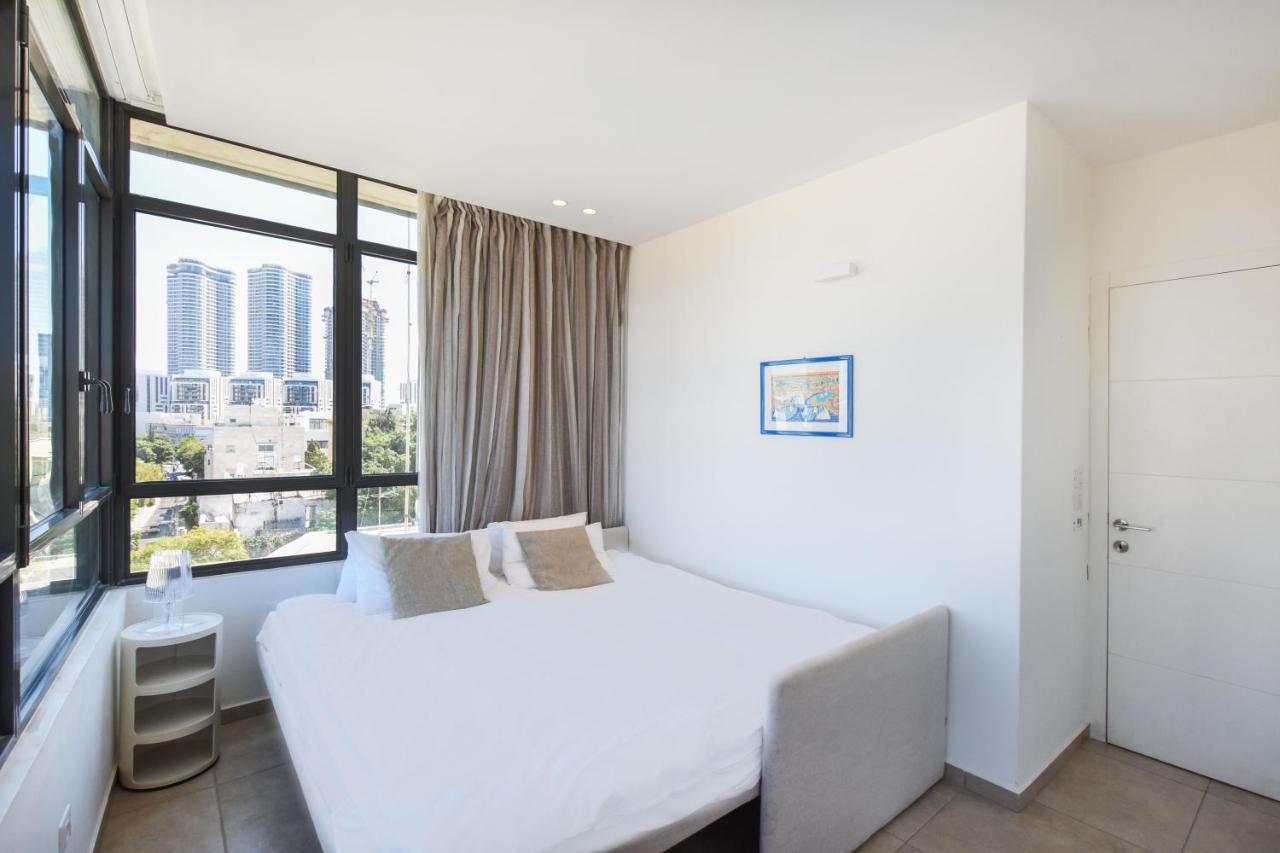 Out Of Time By Holyguest Apartment Tel Aviv Exterior photo