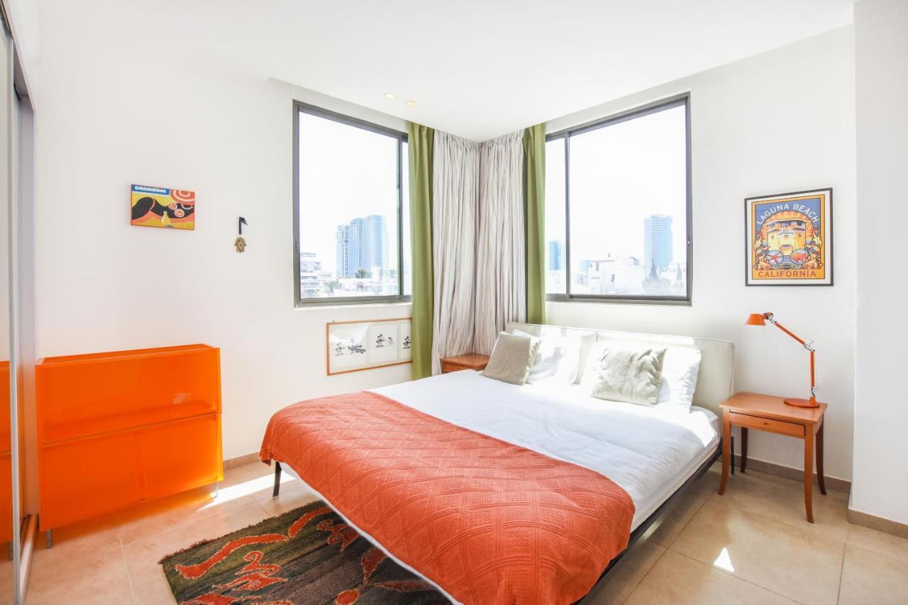 Out Of Time By Holyguest Apartment Tel Aviv Exterior photo